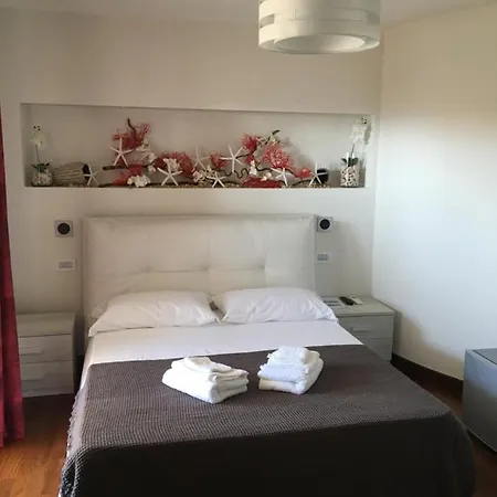La Residencia Bed & Breakfast *